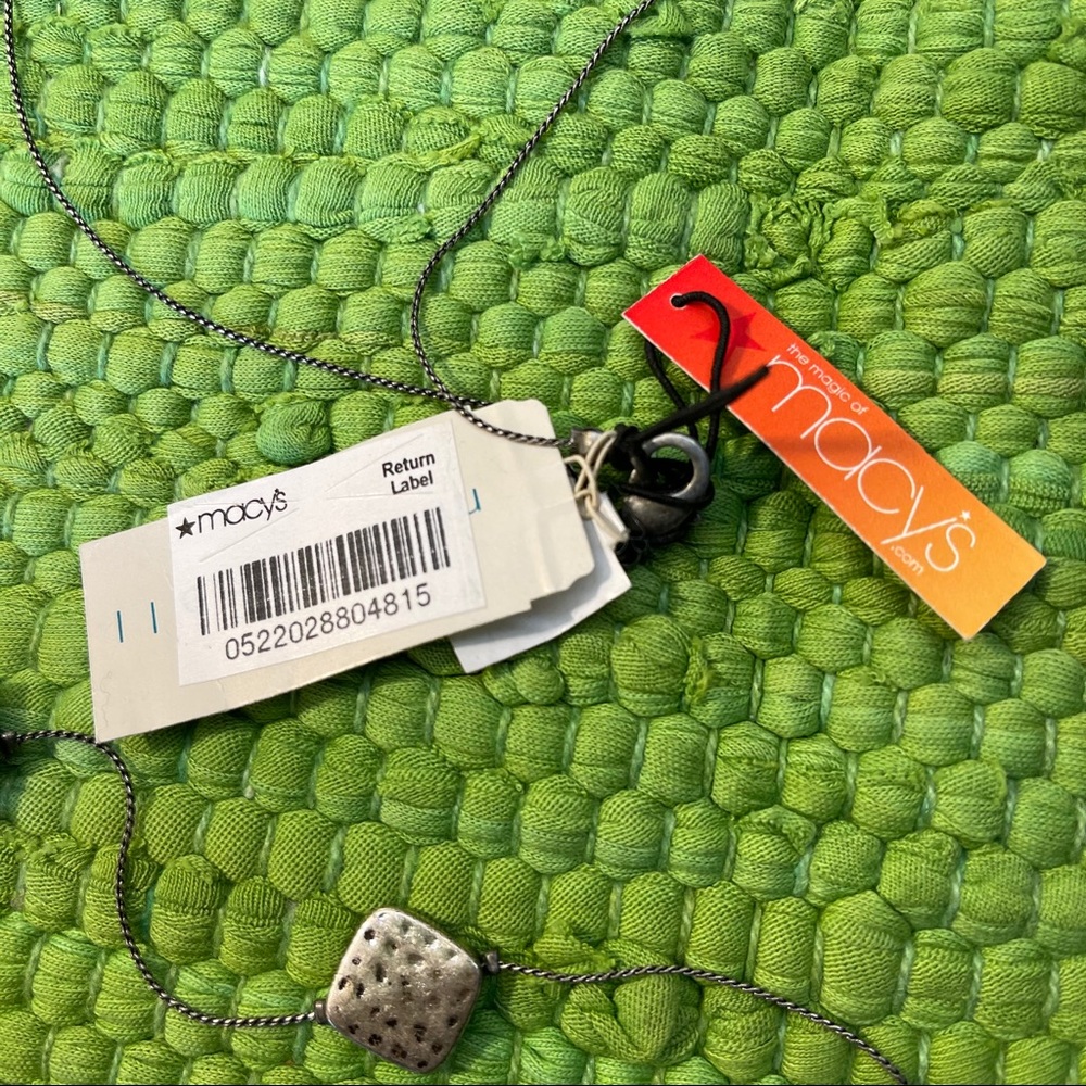 🆕60”necklace with matching earrings - Picture 5 of 5